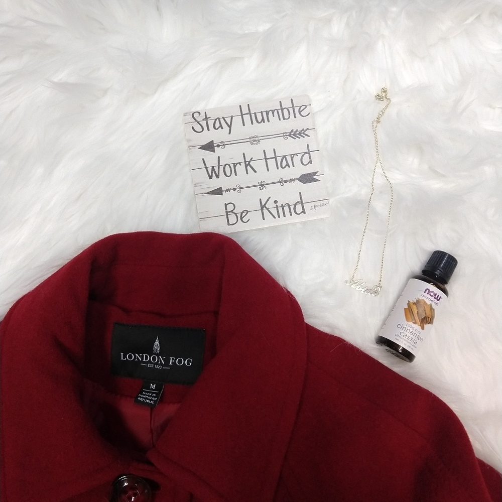 🌻 LONDON FOG Maroon woman's Peacoat